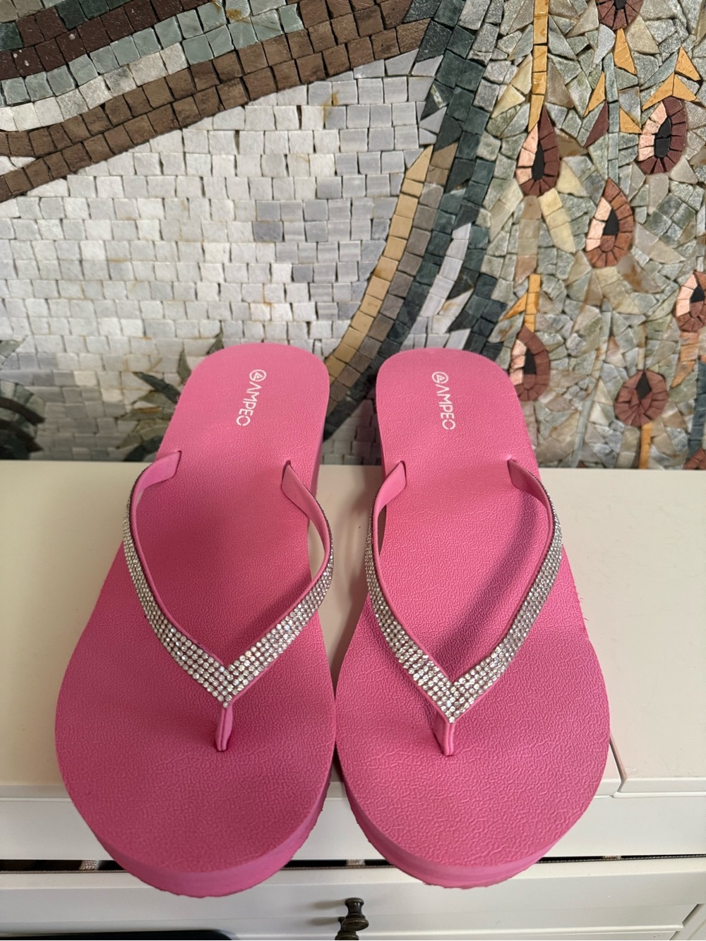 Pink platform sandals - Picture 2 of 5